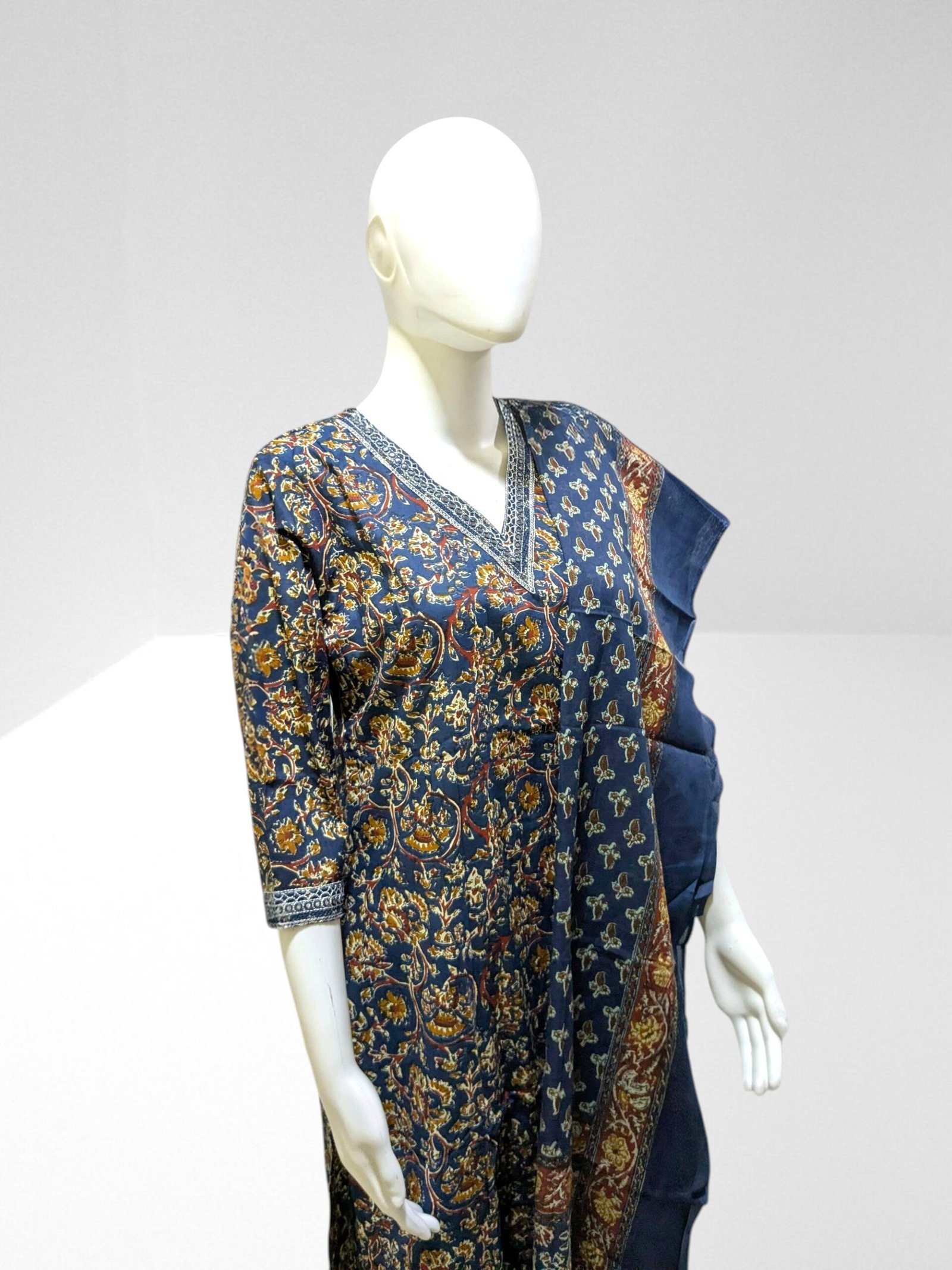 #0005blue1 photoroom #0005blue1 photoroom